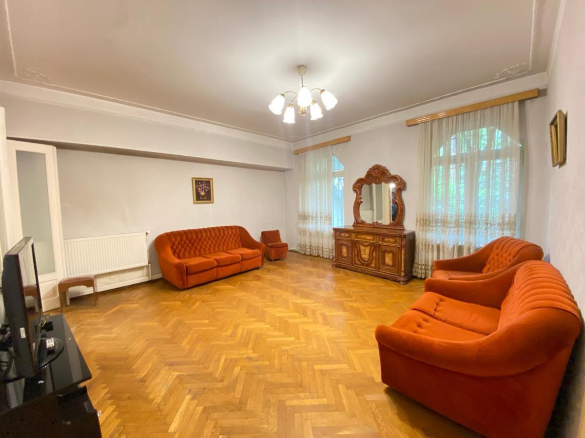 Davit'S Apartment 21 Tbiliszi Kültér fotó